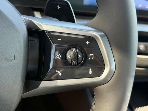 New 2026 BMW 530i xDrive w/ M Sport Package image 13