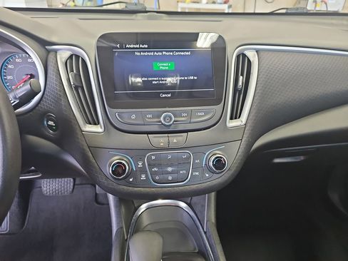 Used 2023 Chevrolet Malibu LT image 19