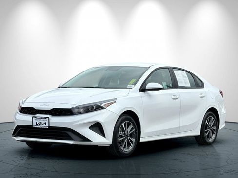 Certified 2024 Kia Forte LXS image 8