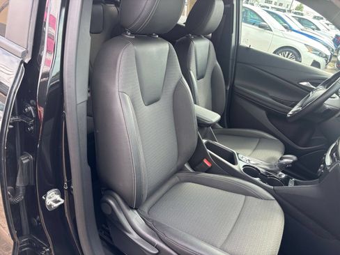 Used 2025 Buick Encore GX Preferred FWD image 35