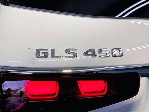 New 2026 Mercedes-Benz GLS 450 4MATIC image 6