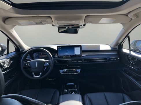 Used 2024 Lincoln Corsair Premiere w/ Equipment Group 101A image 9