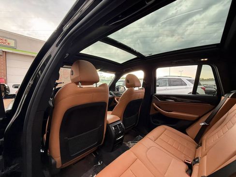 Used 2018 BMW X3 xDrive30i w/ Premium Package AWD/4WD image 10