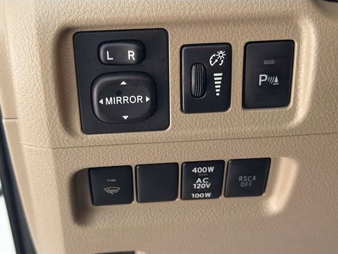 Used 2012 Toyota 4Runner SR5 w/ Premium Pkg image 10