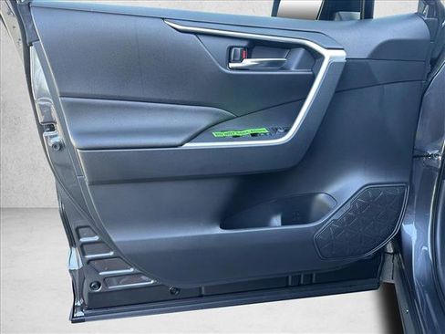 Used 2025 Toyota RAV4 XLE image 10