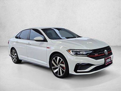 Used 2021 Volkswagen Jetta GLI FWD image 3