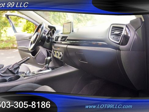 Used 2016 MAZDA MAZDA3 i Touring FWD image 17