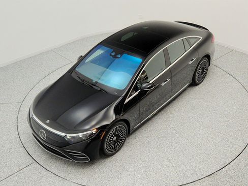 Used 2022 Mercedes-Benz EQS 580 4MATIC Sedan image 22