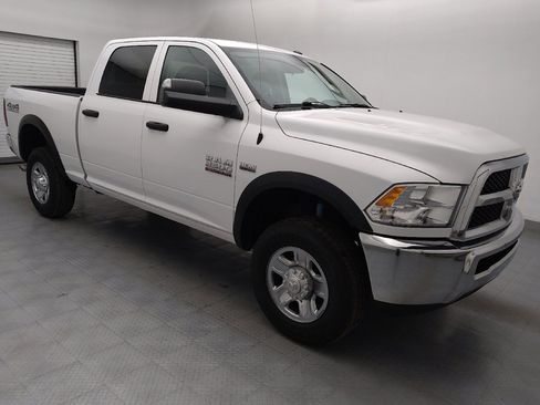 Used 2018 RAM 2500 Tradesman w/ Chrome Appearance Group image 11