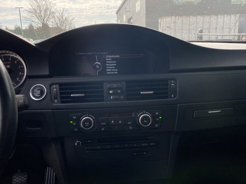 Used 2011 BMW M3 Convertible image 70