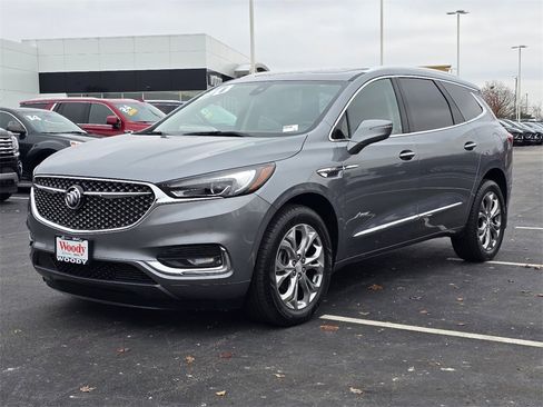 Used 2020 Buick Enclave Avenir w/ Avenir Technology Package image 4
