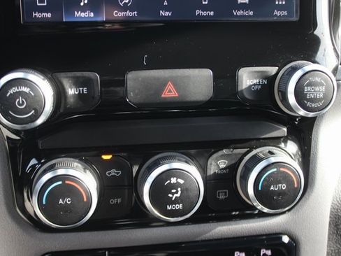 Used 2022 RAM 1500 Big Horn image 9