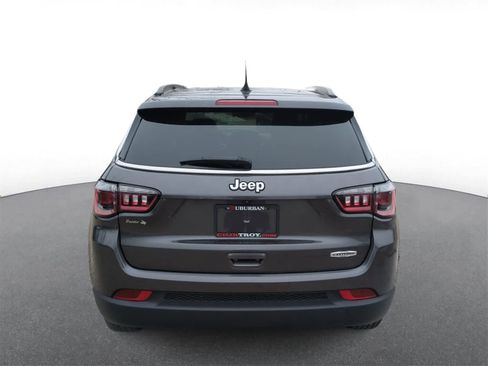 Certified 2022 Jeep Compass Latitude image 7