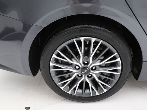 Used 2024 Kia Forte GT-Line w/ GT-Line Premium Package image 10