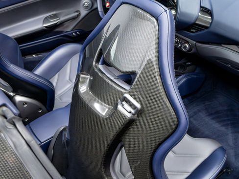 Used 2018 Ferrari 488 Spider image 31