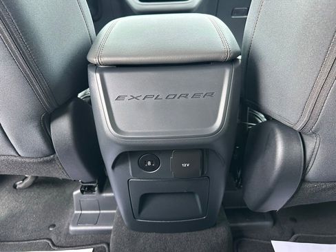 New 2026 Ford Explorer Active AWD/4WD image 16