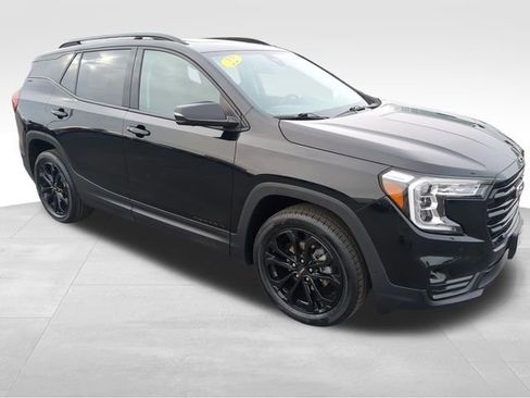 Used 2022 GMC Terrain SLT w/ Tech Package image 8
