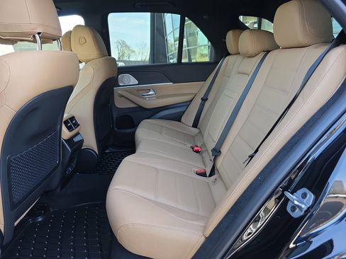 New 2026 Mercedes-Benz GLE 450 4MATIC image 12