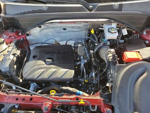 Used 2025 Chevrolet TrailBlazer LT w/ Convenience Package image 9