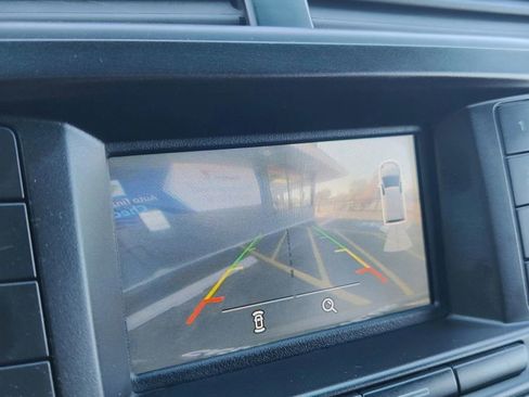 Used 2018 Ford Explorer XLT image 22