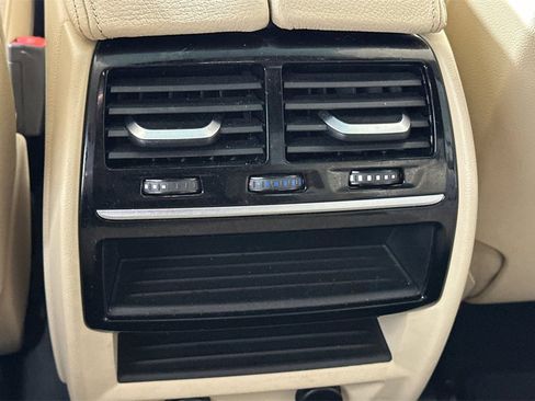 Used 2018 BMW 530e RWD image 14