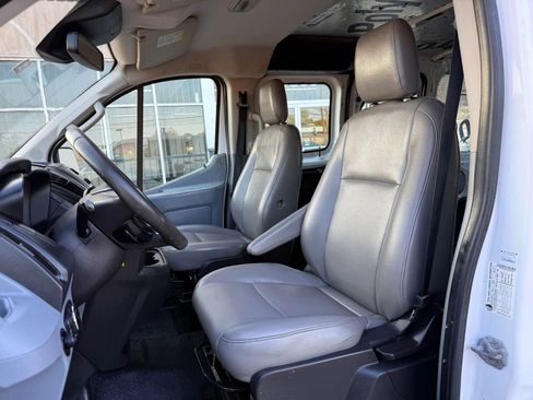 Used 2016 Ford Transit 250 130 Low Roof w/ Exterior Upgrade Package image 29