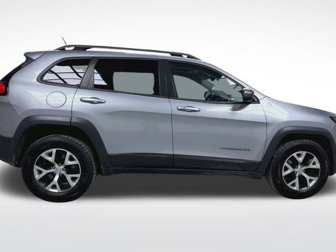 Used 2014 Jeep Cherokee Trailhawk w/ Comfort/Convenience Group image 25