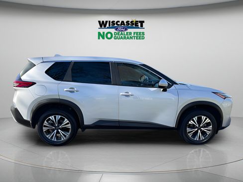 Used 2023 Nissan Rogue SV AWD/4WD image 5