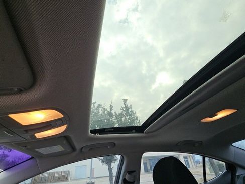 Used 2020 Hyundai Elantra Value Edition w/ Cargo Package (C1) image 7