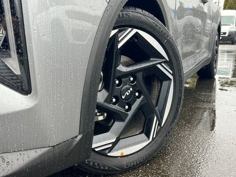 Certified 2025 Kia K4 EX image 2