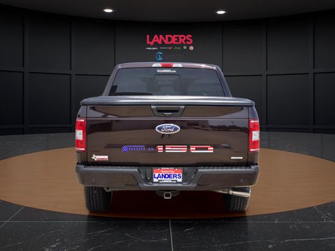 Used 2018 Ford F150 XLT w/ Equipment Group 302A Luxury RWD image 3