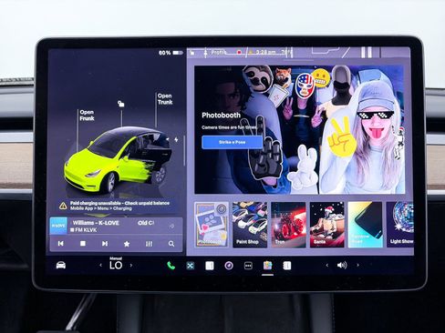 Used 2022 Tesla Model Y Long Range AWD/4WD image 7