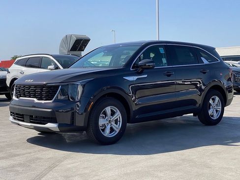 New 2026 Kia Sorento LX FWD image 7