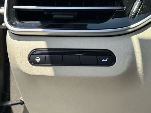 Used 2023 INFINITI QX60 Luxe w/ Cargo Package FWD image 31