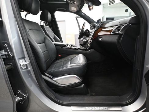 Used 2017 Mercedes-Benz GLS 550 4MATIC image 50