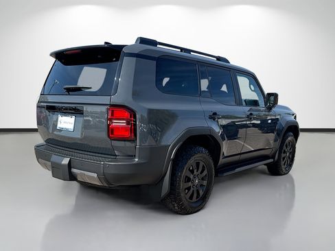 Used 2024 Toyota Land Cruiser image 3