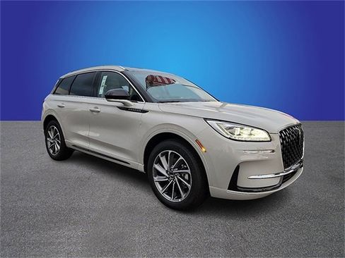 New 2024 Lincoln Corsair Grand Touring image 2