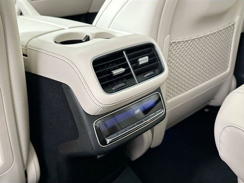 New 2026 Mercedes-Benz GLS 450 4MATIC image 27