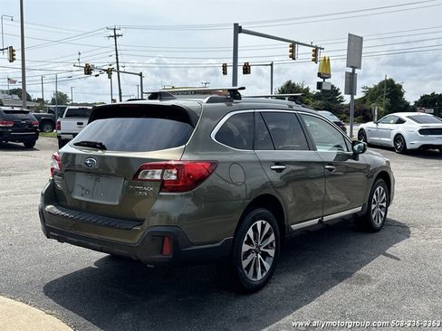 Used 2019 Subaru Outback 3.6R Touring w/ Popular Package #3A AWD/4WD image 5