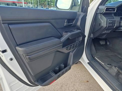 Used 2024 Toyota Tacoma SR AWD/4WD image 6