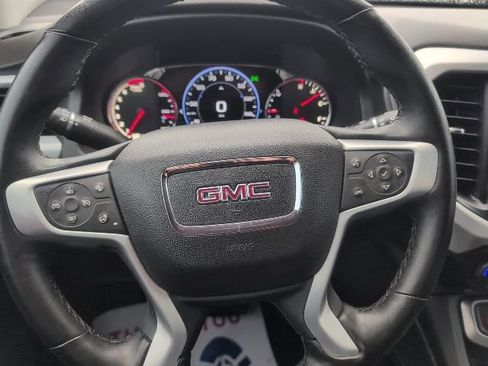 Used 2023 GMC Acadia SLT w/ GMC Pro Grade Package AWD/4WD image 26