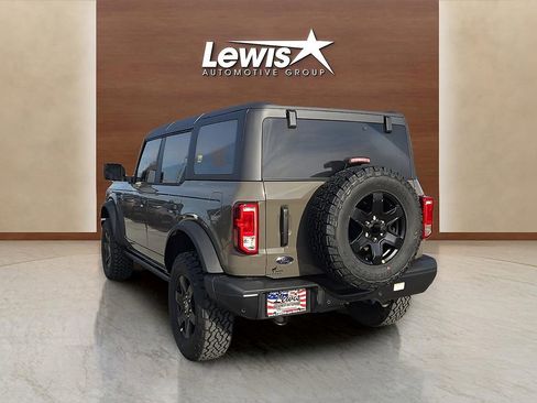 New 2025 Ford Bronco Big Bend w/ Black Diamond Package image 3