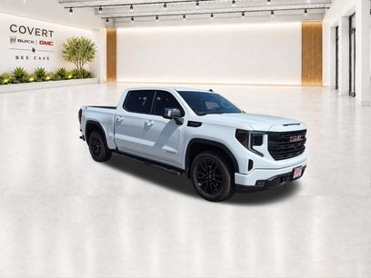 Used 2022 GMC Sierra 1500 Elevation w/ Elevation Premium Package