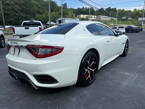 Used 2018 Maserati GranTurismo Sport RWD image 12