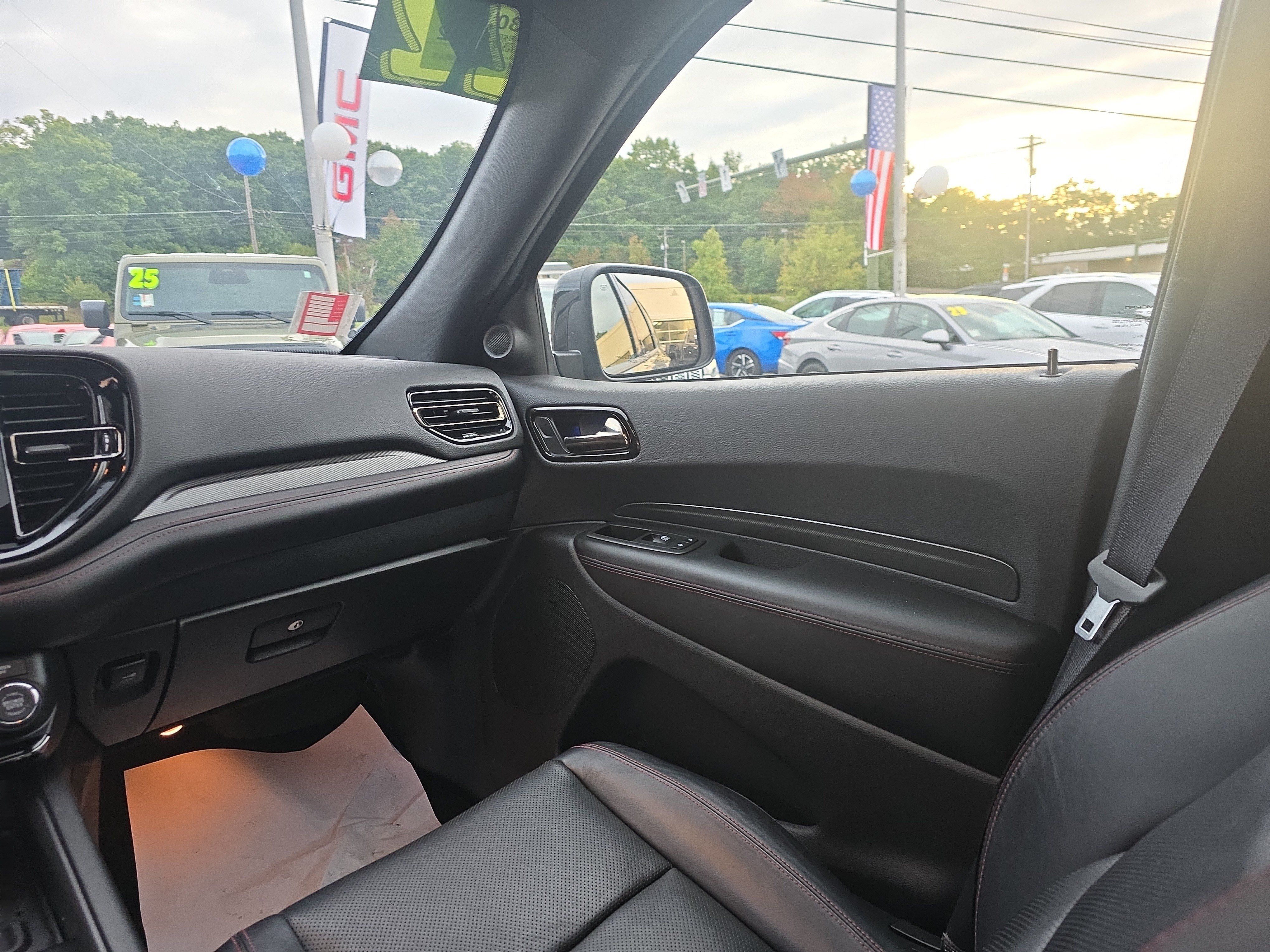 Used 2025 Dodge Durango GT AWD/4WD image 22