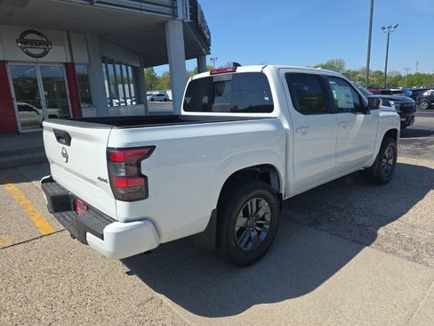 New 2026 Nissan Frontier SV AWD/4WD image 4