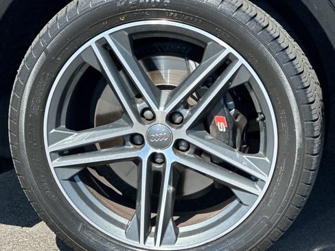 Used 2020 Audi SQ5 Prestige w/ Prestige Package AWD/4WD image 32