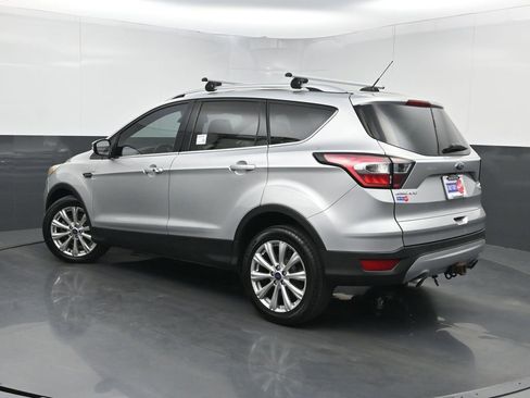 Used 2017 Ford Escape Titanium image 22