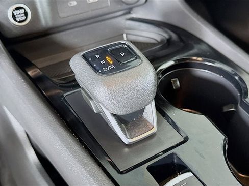 Certified 2023 Nissan Rogue SV image 14