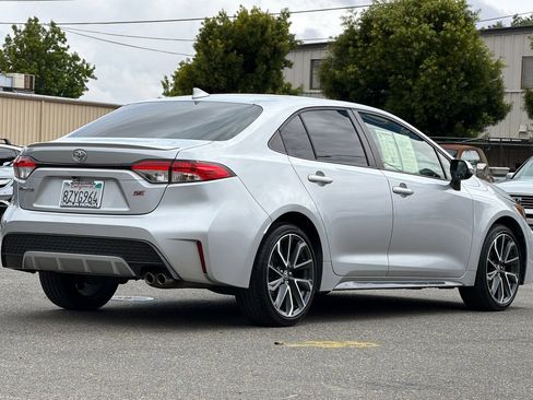 Used 2022 Toyota Corolla SE FWD image 4